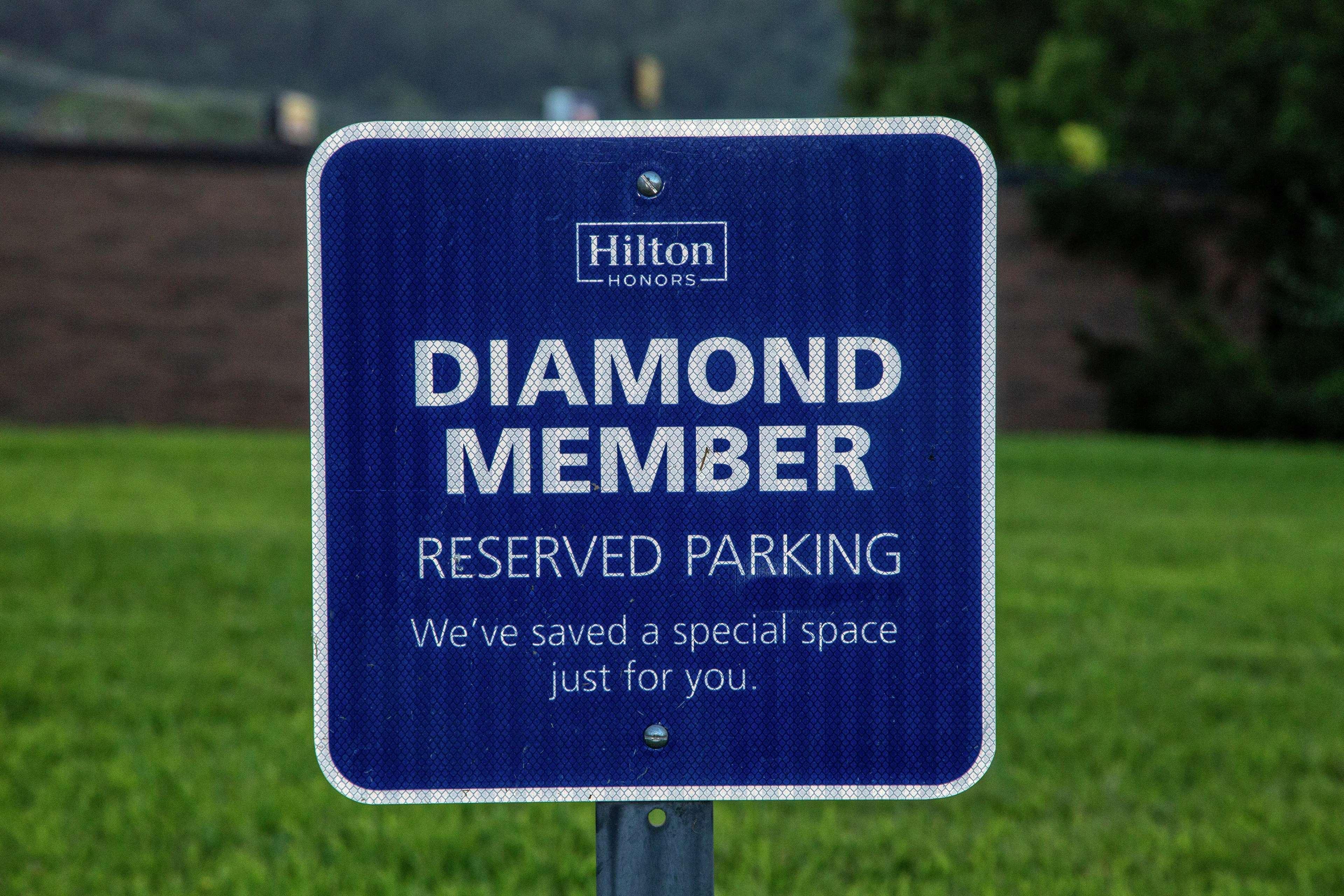 Hampton Inn Ешленд Екстер'єр фото
