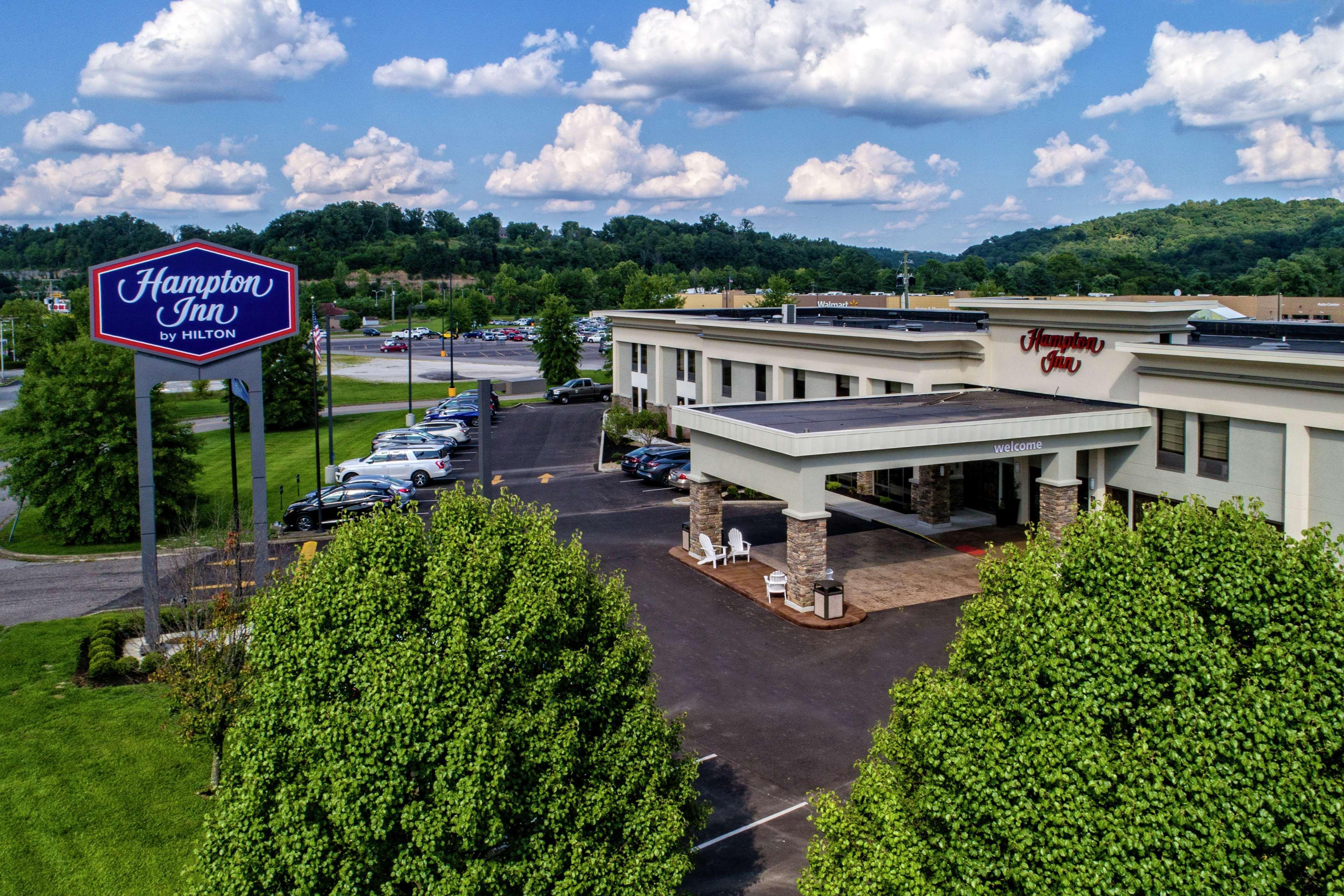 Hampton Inn Ешленд Екстер'єр фото