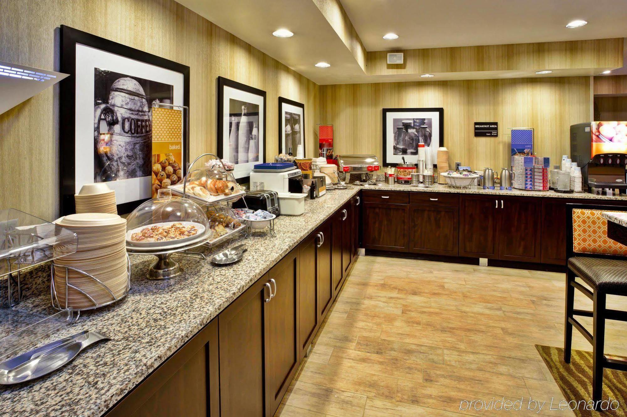 Hampton Inn Ешленд Екстер'єр фото