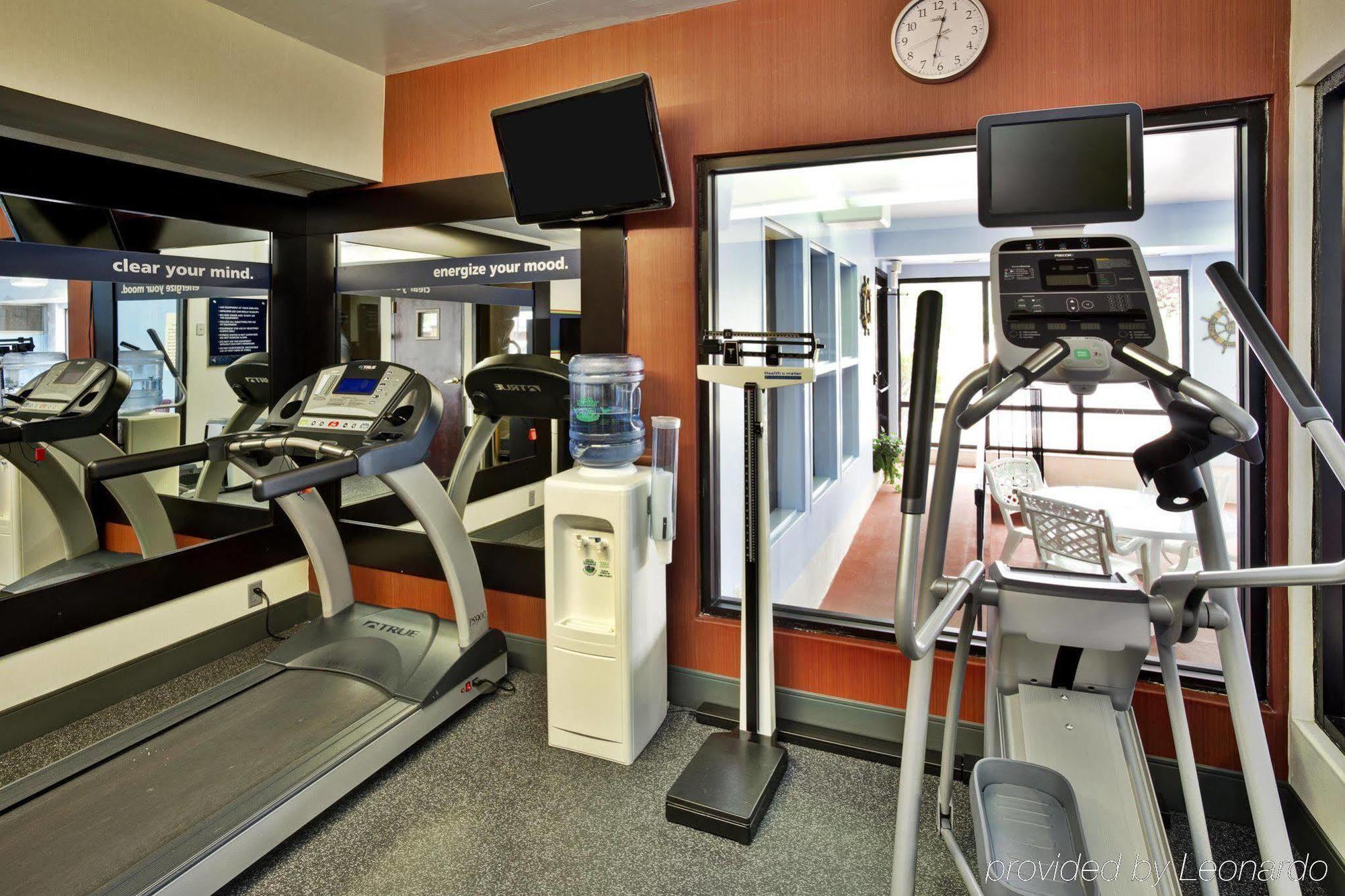 Hampton Inn Ешленд Екстер'єр фото